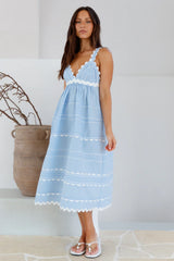 Summer Soir��e Midi Dress Blue