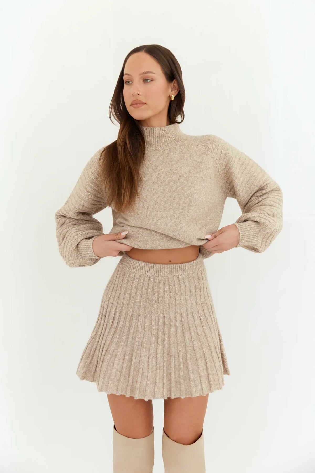 Seasonal Style Knit Mini Skirt Camel